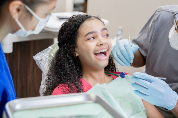 Best Emergency Gum Pain Relief  in Venetian Vlage, IL