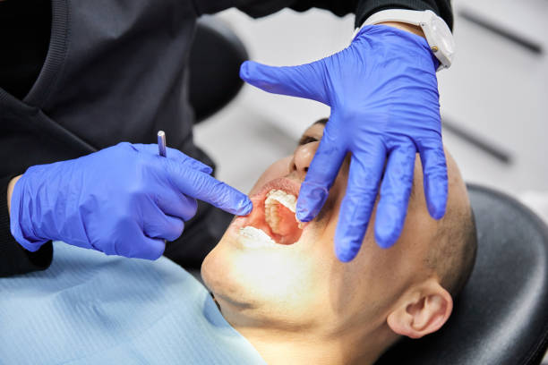 Best Root Canal Emergency Dentist  in Venetian Vlage, IL
